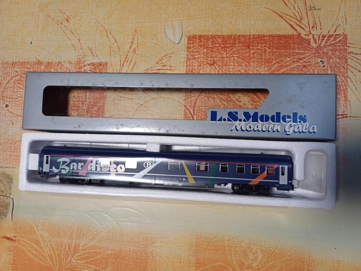 Te koop, Hobby en Vrije tijd, Modeltreinen | H0, Nieuw, Wagon, Gelijkstroom, Overige merken, Analoog, Ophalen of Verzenden