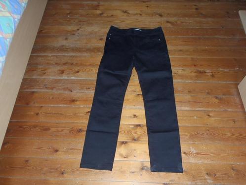 Lola Liza zwarte broek maat 40, Kleding | Dames, Broeken en Pantalons, Nieuw, Maat 38/40 (M), Zwart, Lang, Ophalen of Verzenden