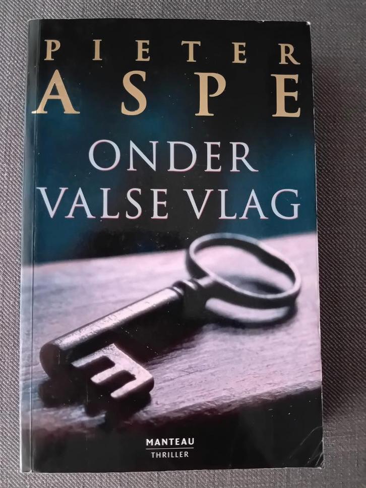 Pieter Aspe - Onder valse vlag, Boeken, Thrillers, Ophalen of Verzenden