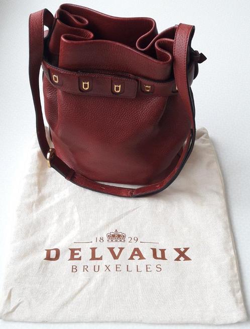 Sac à main Delvaux cuir bordeaux Superbe état, Handtassen en Accessoires, Tassen | Damestassen, Zo goed als nieuw, Handtas, Overige kleuren