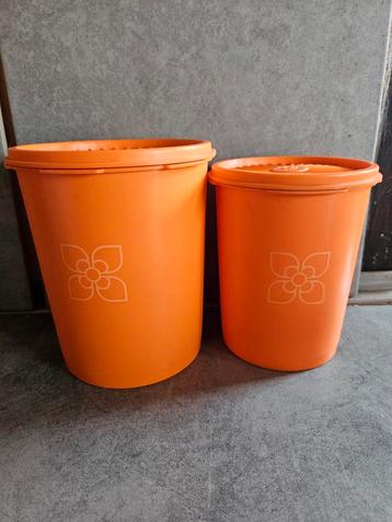 2 pots hermétiques Tupperware vintage  beschikbaar voor biedingen