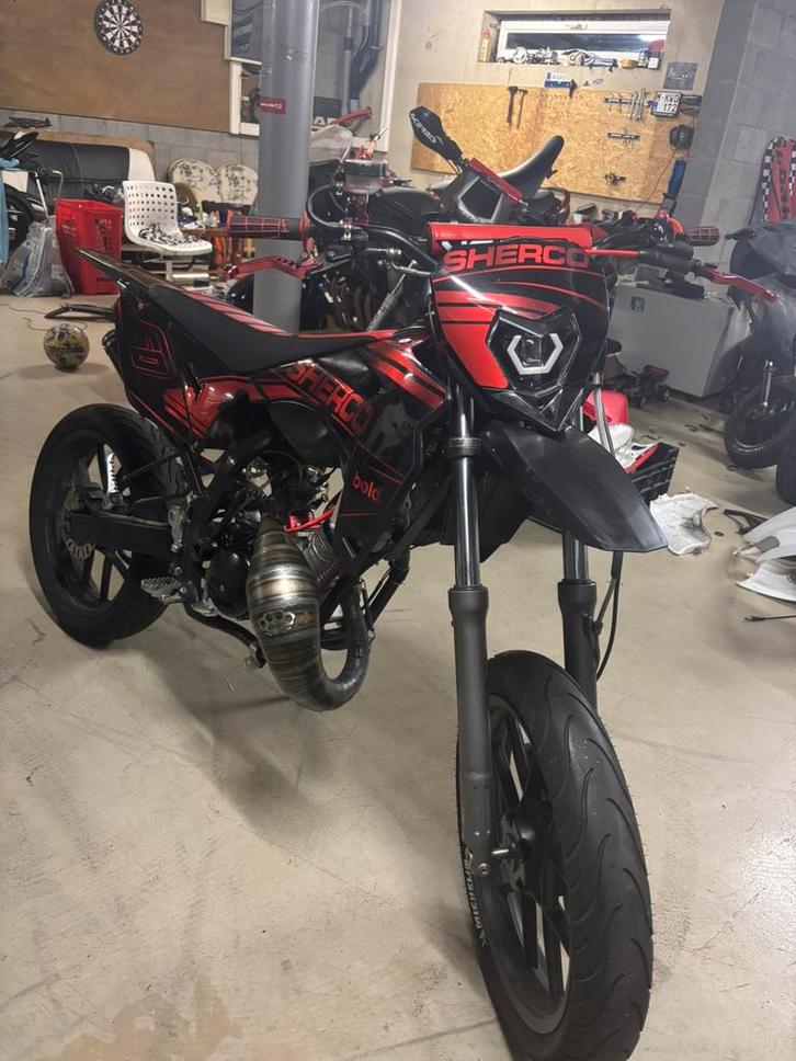 Sherco 100cc 2fast, Fietsen en Brommers, Brommers | Derbi, Zo goed als nieuw, Ophalen of Verzenden