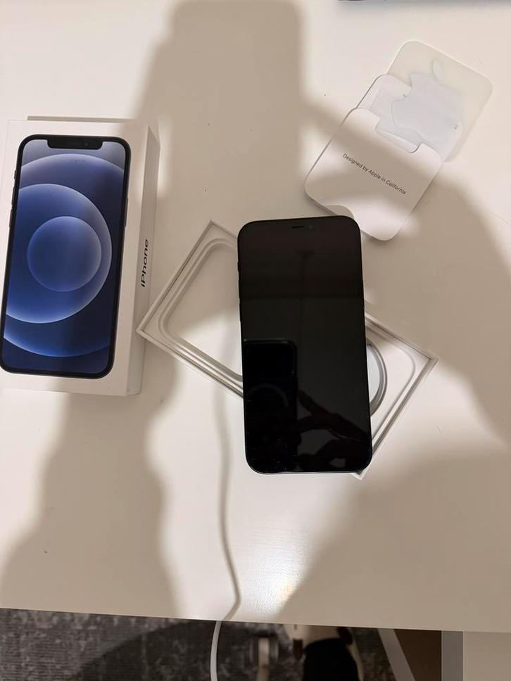 Apple iPhone 12, Telecommunicatie, Mobiele telefoons | Apple iPhone, 64 GB, iPhone 12, Zwart, Ophalen