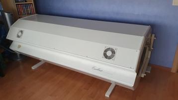 Zonnebank beschikbaar voor biedingen