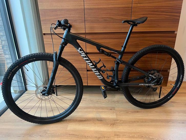 Specialized Epic Comp en parfait état, taille M, Vélos & Vélomoteurs, Vélos | VTT & Mountainbikes, Comme neuf, Enlèvement