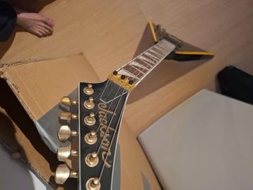 Jackson flying v, Musique & Instruments, Enlèvement, Comme neuf, Solid body, Autres marques