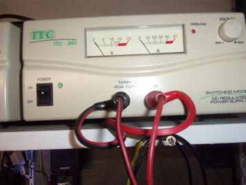 alimentation stabilisée réglable  45A pointe, Télécoms, Enlèvement, Neuf, Émetteur et Récepteur