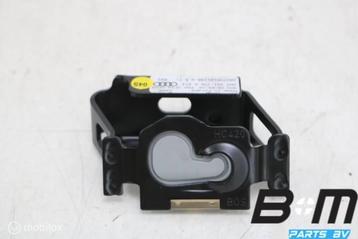 Bevestigingsoog bagageruimte Audi A4 8W 8W9861736A beschikbaar voor biedingen
