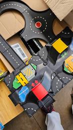 Doos vol met Smoby garage en autobanen, Ophalen, Gebruikt