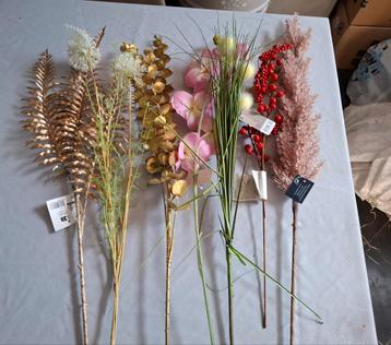 Lot de fleurs artificielles 7 tiges. Eucalyptus doré, orchid, Huis en Inrichting, Ophalen, Nieuw