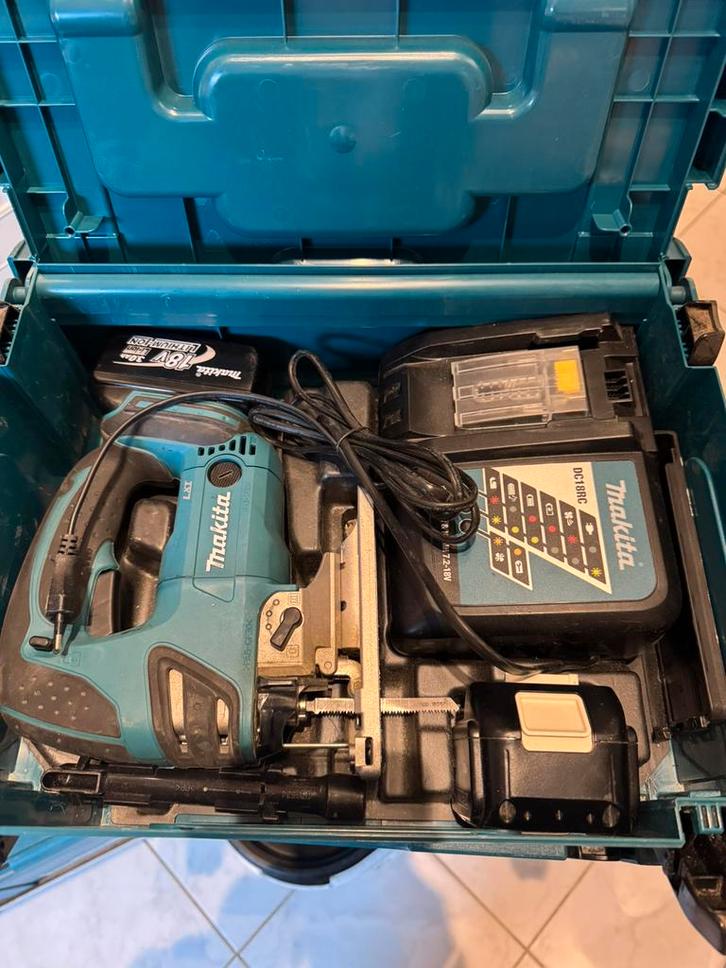 Scie saute makita sur accu, Bricolage & Construction, Outillage | Foreuses, Comme neuf, Enlèvement ou Envoi