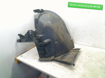 BINNENSPATSCHERM RECHTS VOOR X6 (E71 / E72) (51717180622) beschikbaar voor biedingen