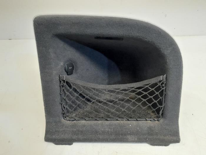 Revêtement coffre d'un Audi A4, Autos : Pièces & Accessoires, Habitacle & Garnissage, Audi, Utilisé, 3 mois de garantie, Enlèvement ou Envoi