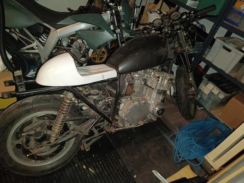 Suzuki GS750l 1979-1982 op te kuisen, weggezet draaiend 10j, Motoren, Motoren | Suzuki, Particulier, Ophalen