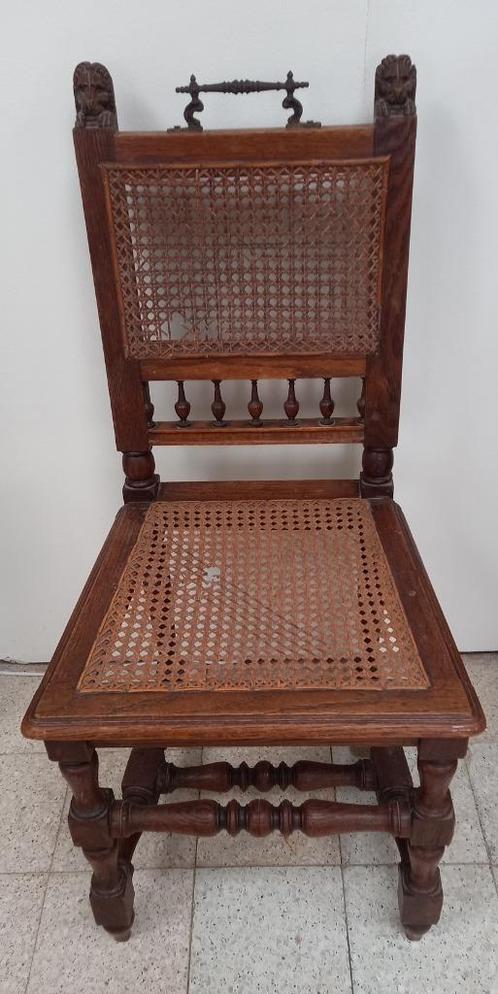 Ancienne chaise à tête de lion, Antiek en Kunst, Antiek | Meubels | Stoelen en Sofa's, Ophalen