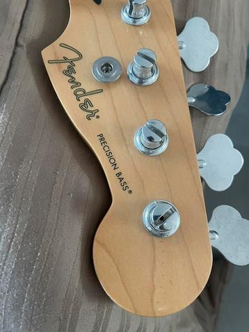 Fender precision bass, Musique & Instruments, Instruments à corde | Guitares | Basses, Enlèvement, Utilisé, Électrique
