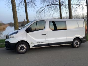 Renault Trafic verlengd L3 6 plaatsen,8/  2018 ,102000 km., Auto's, Voorwielaandrijving, Stof, Euro 6, 4 cilinders