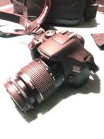 Canon eos 2000d EF S camera met 18-55 mm lens, Audio, Tv en Foto, Fotocamera's Digitaal, Canon