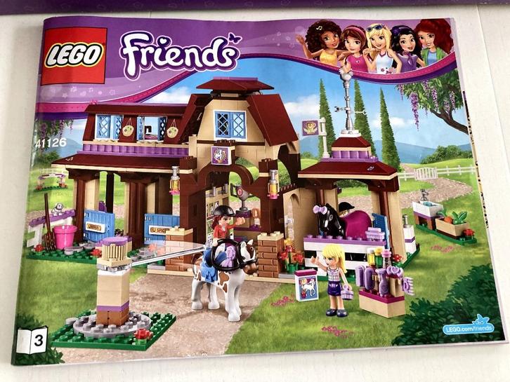 LEGO Friends Heartlake Paardrijclub - 41126 (nieuw €179,95), Kinderen en Baby's, Speelgoed | Duplo en Lego, Zo goed als nieuw