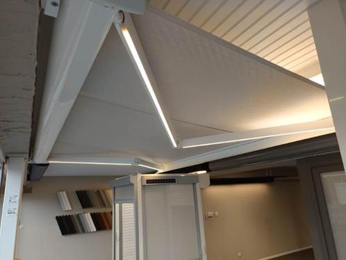 zonnetent, Tuin en Terras, Zonneschermen, Zo goed als nieuw, Knikarmscherm, 150 tot 300 cm, 250 cm tot 450 cm, Elektrisch, Ophalen