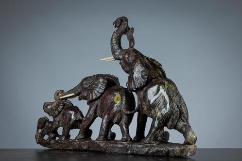 Vier olifanten - E.Chirume, Antiek en Kunst, Curiosa en Brocante, Ophalen of Verzenden