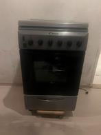 Gasvuur met oven, Ophalen, Zo goed als nieuw