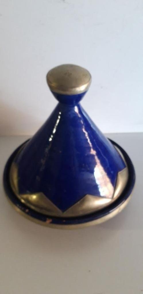 Vintage Marokkaanse tajine terracotta en zilver, Antiek en Kunst, Curiosa en Brocante, Ophalen of Verzenden