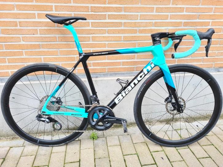 Bianchi Specialissima CV 55 Bike Exchange Medium Ultegra Di2, Vélos & Vélomoteurs, Vélos | Vélos de course, Utilisé, Plus de 20 vitesses