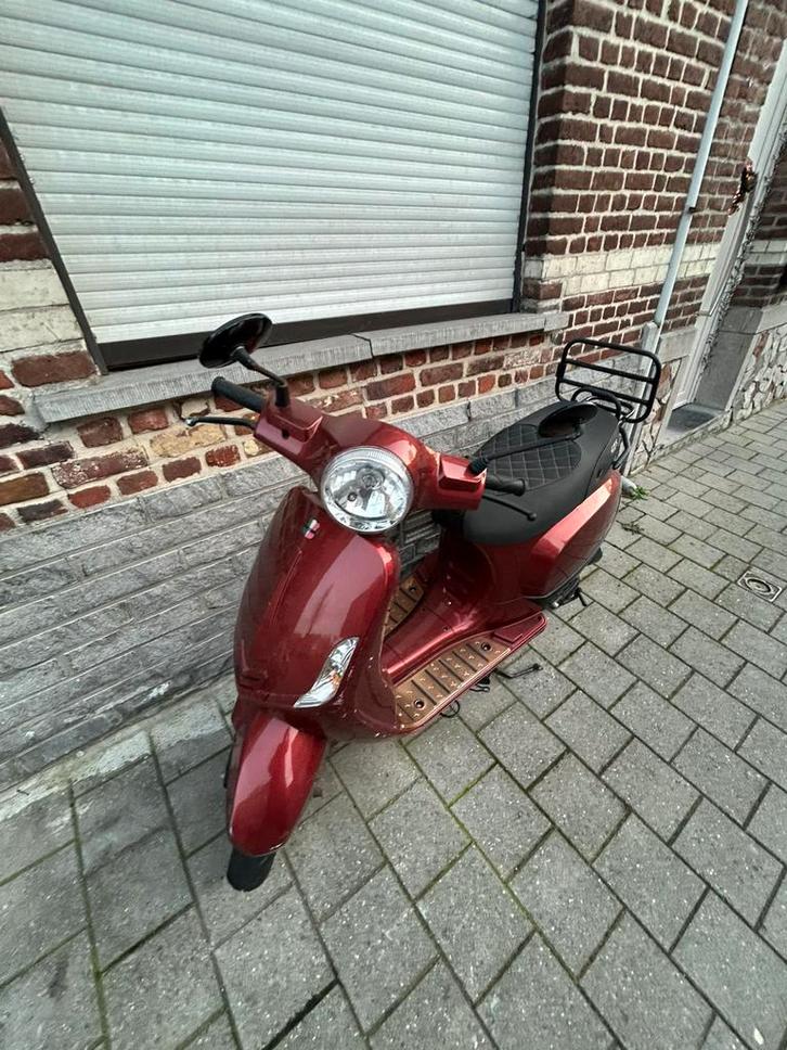 Classe A 30 km/h, Vélos & Vélomoteurs, Vélomoteurs & Scooters bridés, Comme neuf, Enlèvement