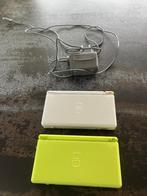 2 Nintendo ds’en met 15 spelletjes, Games en Spelcomputers, Spelcomputers | Nintendo DS, Ophalen, Groen, DS Lite, Gebruikt