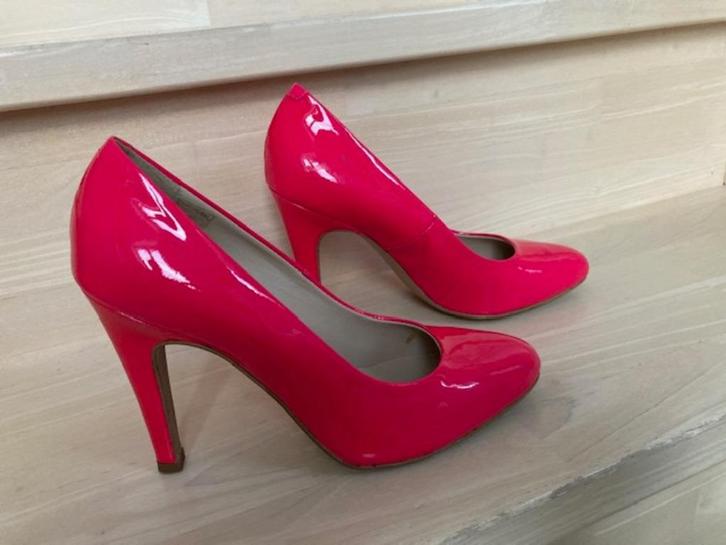 Pumps Piure in fuchsia/roze kleur maat 37, Kleding | Dames, Schoenen, Zo goed als nieuw, Pumps, Roze, Ophalen of Verzenden