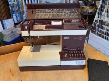 Pfaff Tiptronic 1071 naaimachine met idt beschikbaar voor biedingen
