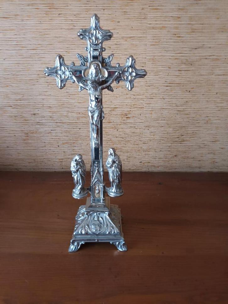 Crucifix., Antiquités & Art, Antiquités | Objets religieux, Enlèvement