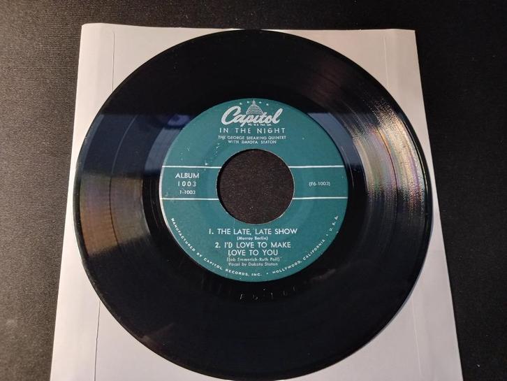 Dakota Staton‎ — Dans la nuit, épisode '7, CD & DVD, Vinyles Singles, Comme neuf, EP, Jazz et Blues, 7 pouces, Enlèvement ou Envoi