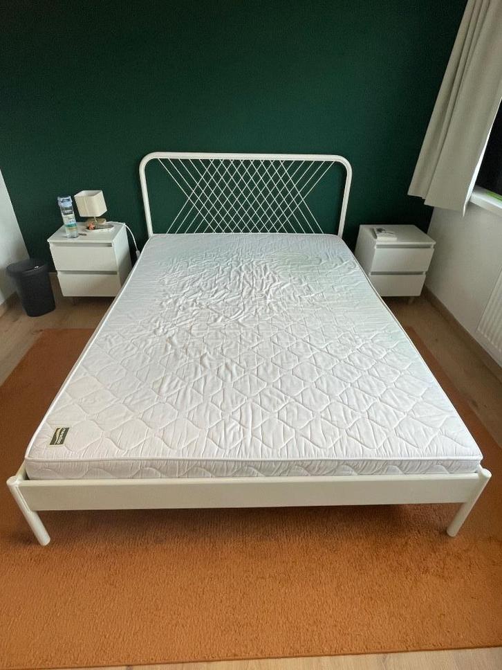 Bedframe met lattenbodem en eventueel matras 140x200, Huis en Inrichting, Slaapkamer | Bedden, Gebruikt, Tweepersoons, 140 cm