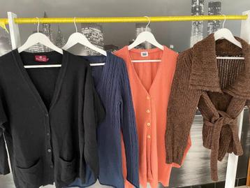 Pakket winter pulls cardigans wol - katoen - L beschikbaar voor biedingen