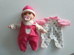 2€ Popje met extra kleding. + - 30 cm, Ophalen