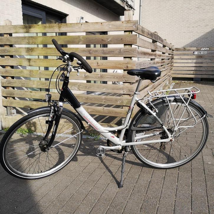 Prachtige damessportfiets "OXFORD"!!!, Fietsen en Brommers, Fietsen | Dames | Sportfietsen en Toerfietsen, Zo goed als nieuw, Overige merken