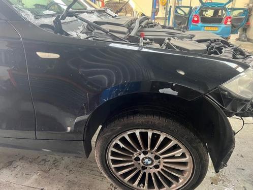 Scherm rechts-voor van een BMW 1-Serie (668), Auto-onderdelen, Carrosserie, BMW, Gebruikt, 3 maanden garantie, Ophalen of Verzenden