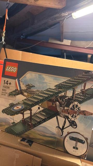 Lego 10226 vliegtuig beschikbaar voor biedingen