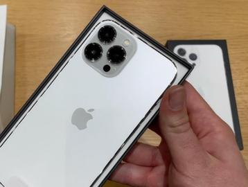 iPhone 13 pro 128GB - Wit/Zilver + doos beschikbaar voor biedingen