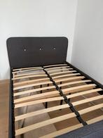 Lit avec sommier en tissu gris, Ophalen, Gebruikt, Tweepersoons, 140 cm