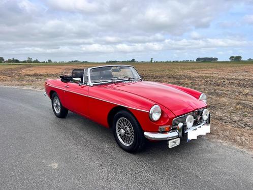 MG B 1974, Auto's, MG, Bedrijf, Te koop, B, Benzine, Cabriolet, 3 deurs, Handgeschakeld, Rood, Zwart, Ophalen