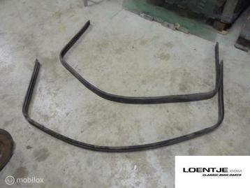 chromen Bumper rubber achter BMW e30 325i 320i 318i 323i et beschikbaar voor biedingen