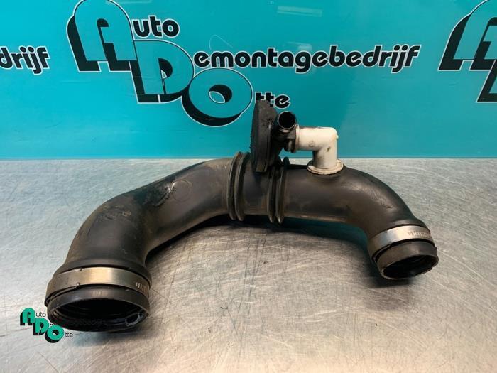 Tuyau d'aspiration air d'un Dacia Logan (Logan 1 04-), Autos : Pièces & Accessoires, Moteurs & Accessoires, Dacia, Utilisé, 3 mois de garantie