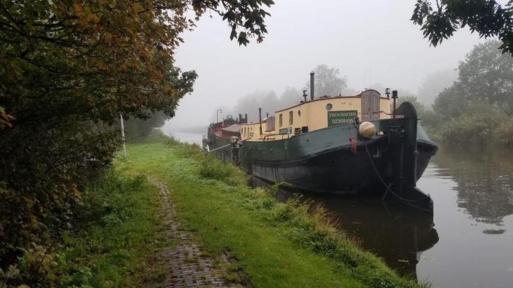 Varend woonschip 29x5 meter, Immo, Woonboten te koop