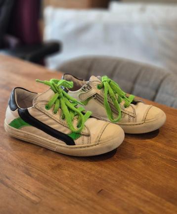 Schoenen stones & bones beschikbaar voor biedingen