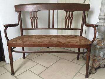 Zeldzaam origineel Thonet bankje met stempel  beschikbaar voor biedingen