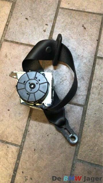 Veiligheidsgordel L+R achter BMW 1 3 serie E8X E91 6971102 beschikbaar voor biedingen