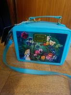 Loungefly Alice in Wonderland Disney handtas, Handtassen en Accessoires, Tassen | Schooltassen, Zo goed als nieuw, Ophalen